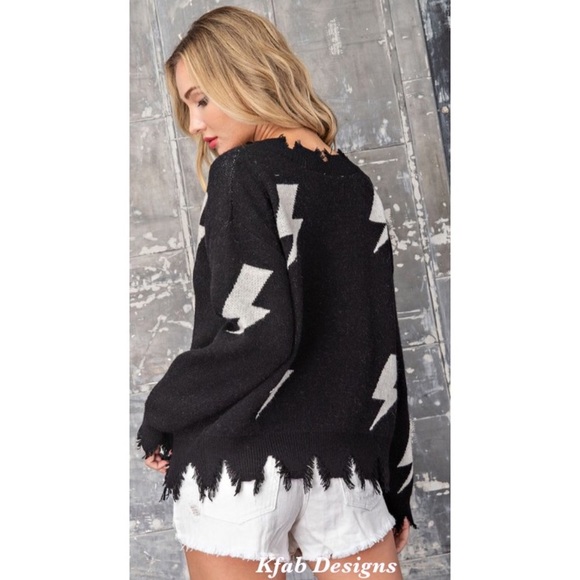 HOST PICK 🥳🥳🥳Distressed Lighting Bolt Sweater - Picture 4 of 6